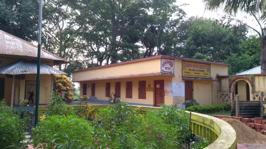 Amar Kutir Shantiniketan, Birbhum, West Bengal - Vushii.com Amar Kutir Shantiniketan, Birbhum, West Bengal - Vushii.com